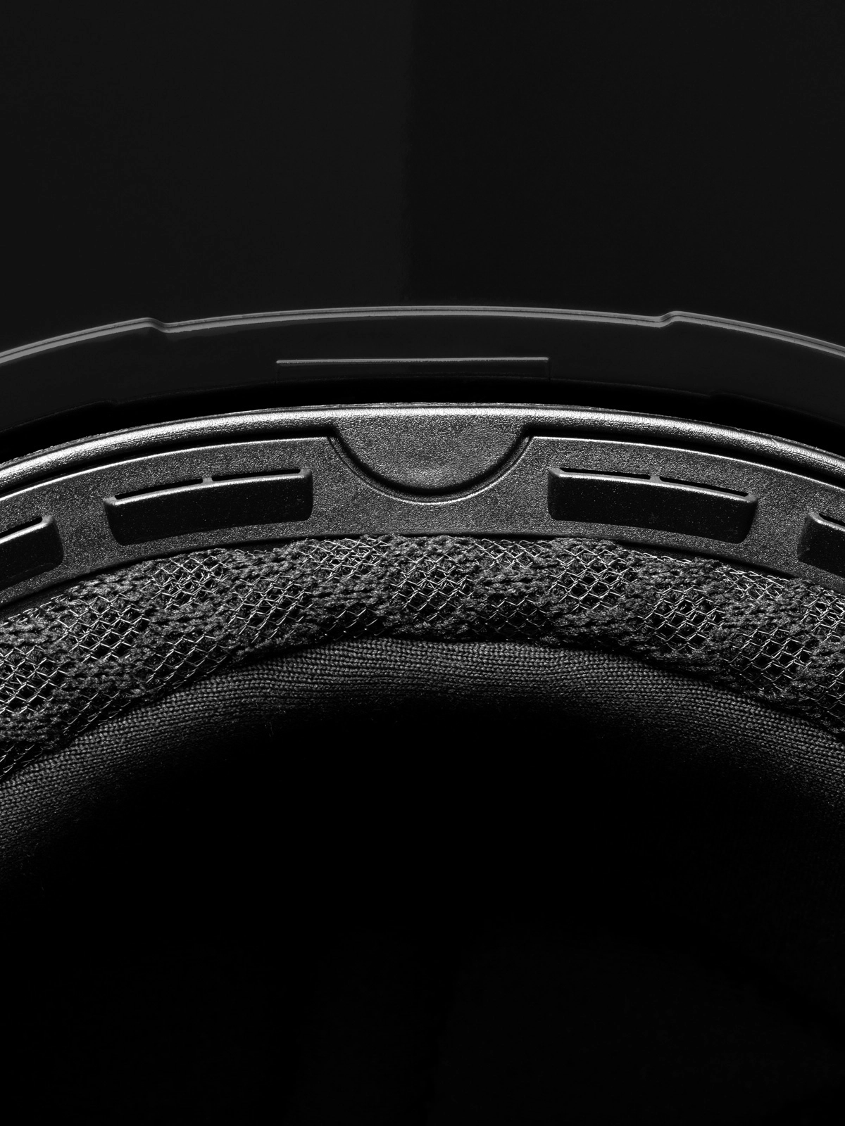 Шлем глянцевый Xanto, со стразами, широкий козырек, Equiline Италия