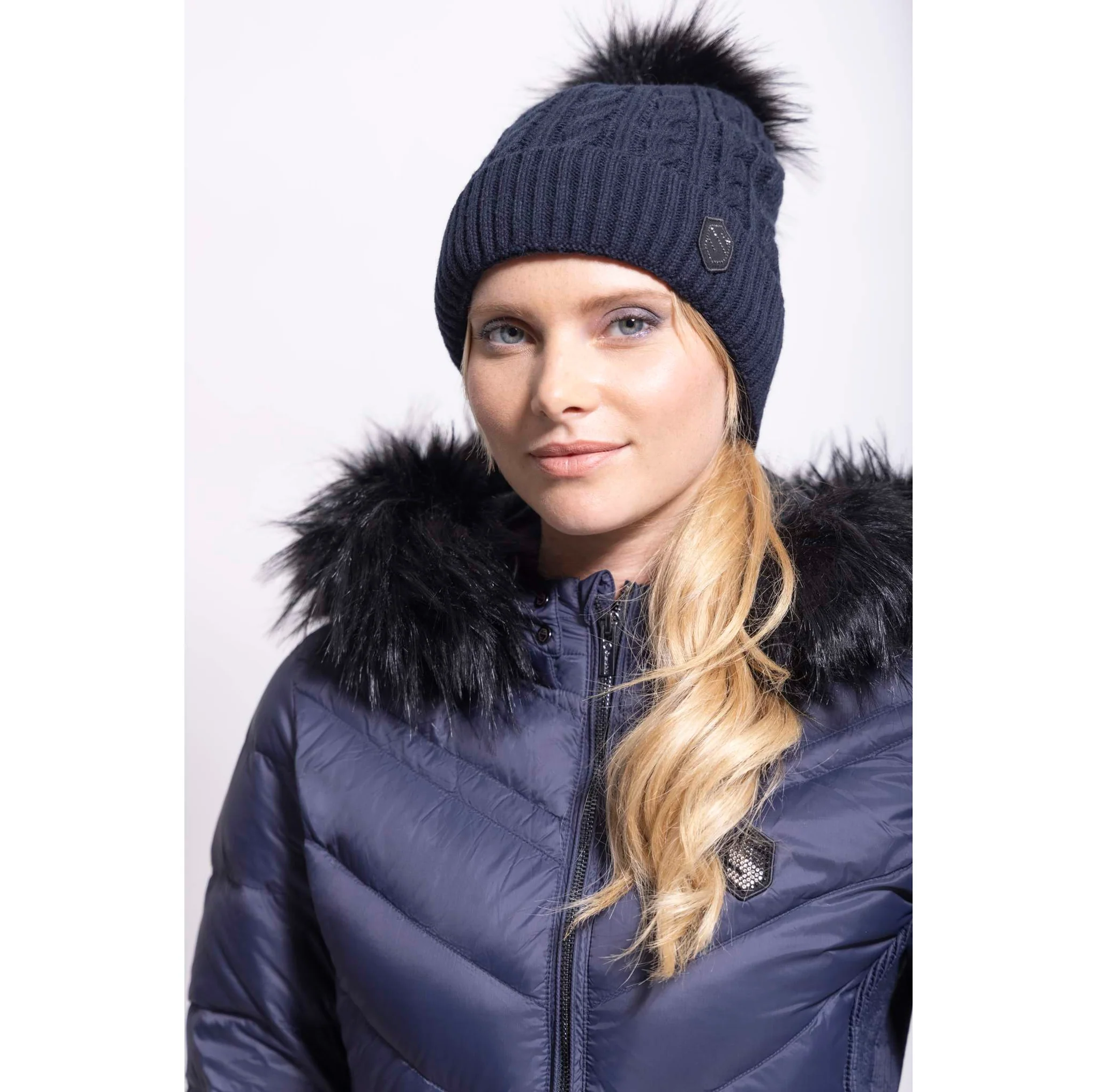 Шапка женская Mira, Samshield Франция