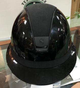 Шлем Miss Shield Shadowglossy глянцевый, топ замшевый, рамка матовая, 5 Swr, Samshield Франция