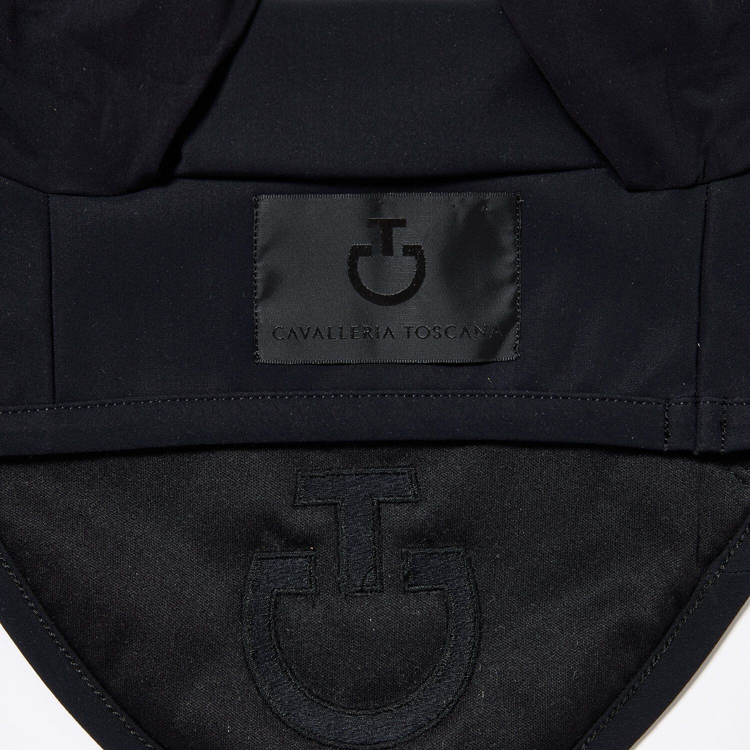 Ушки CT Air, Cavalleria Toscana Италия