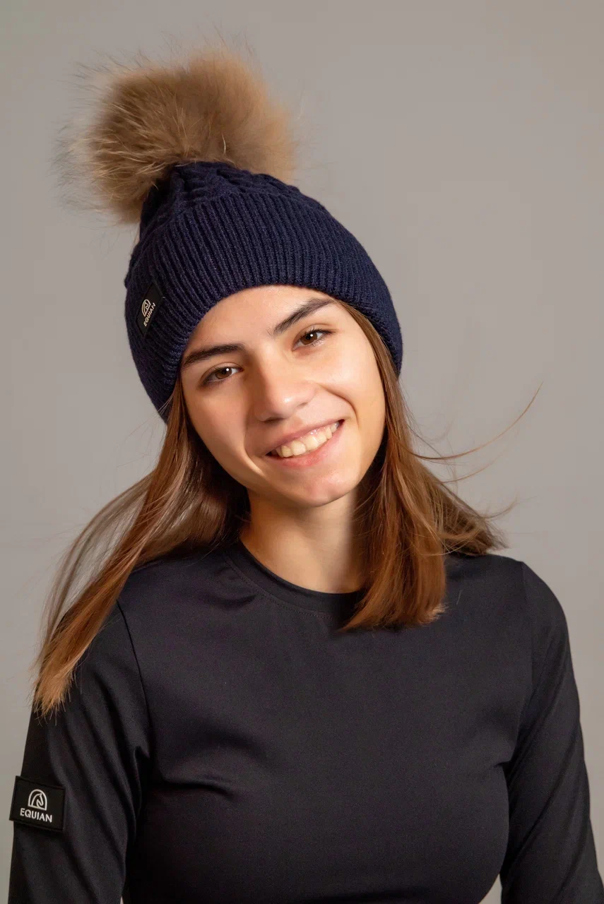 Шапка косы, помпон мех, Equian Россия
