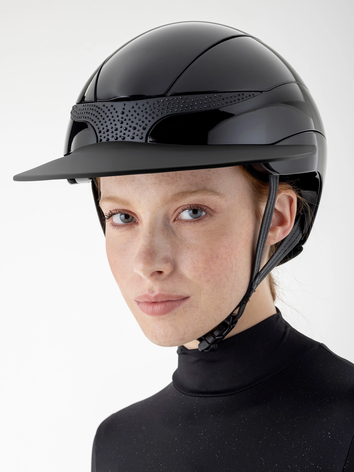 Шлем глянцевый Xanto, со стразами, широкий козырек, Equiline Италия